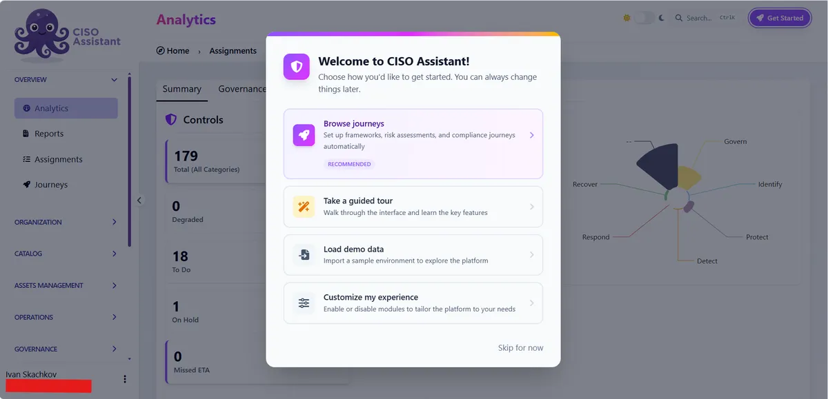 Cuadro de bienvenida de CISO Assistant que aparece tras el primer inicio de sesión